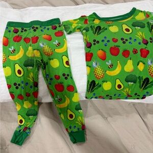 * NOT AVAILABLE *Fruit-Themed Green Kids Pajamas